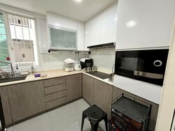 The Esparis (D18), Condominium #450738981